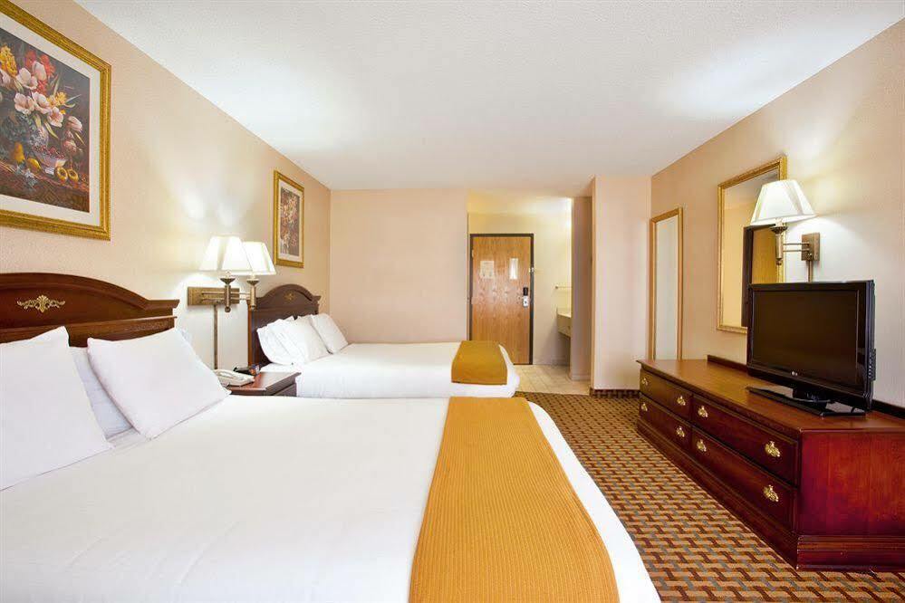 Comfort Inn Ottawa Starved Rock Area Bagian luar foto