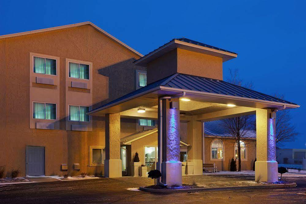 Comfort Inn Ottawa Starved Rock Area Bagian luar foto